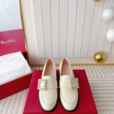 Roger Vivier Leather Shoes